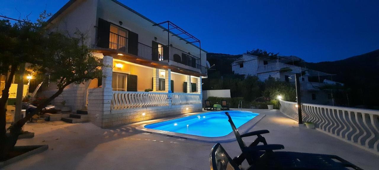 Apartments Suho Komiža Eksteriør bilde
