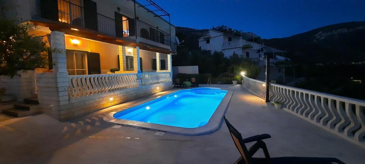 Apartments Suho Komiža Eksteriør bilde