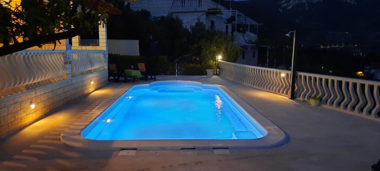 Apartments Suho Komiža Eksteriør bilde